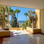 Fantastic 3 Bedroom Next Playa Américas&wifi Free Сasa de vacaciones Playa Feñabe