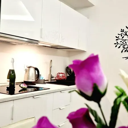 Fantastic 3 Bedroom Next Playa Americas & Wifi Free 펜션 *