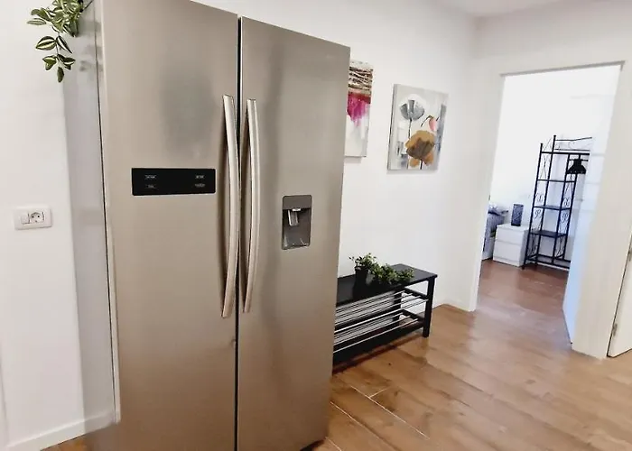 Fantastic 3 Bedroom Next Playa Americas & Wifi Free *