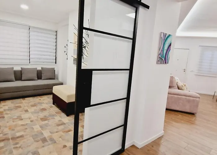 Fantastic 3 Bedroom Next Playa Americas & Wifi Free Playa Feñabe