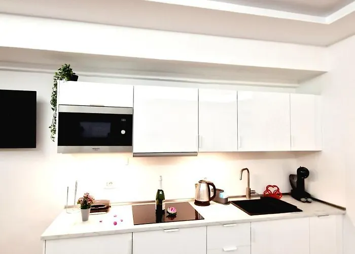 Fantastic 3 Bedroom Next Playa Americas & Wifi Free *