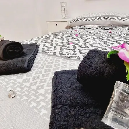 Fantastic 3 Bedroom Next Playa Americas & Wifi Free * Playa Feñabe