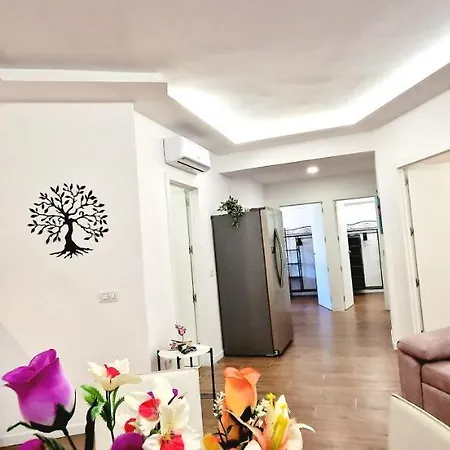 Fantastic 3 Bedroom Next Playa Americas & Wifi Free *